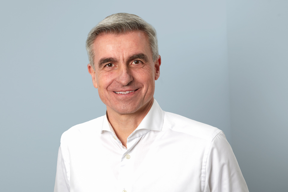 bild_martin_mueller_graublau